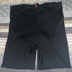 Spanx by Sarah blakely